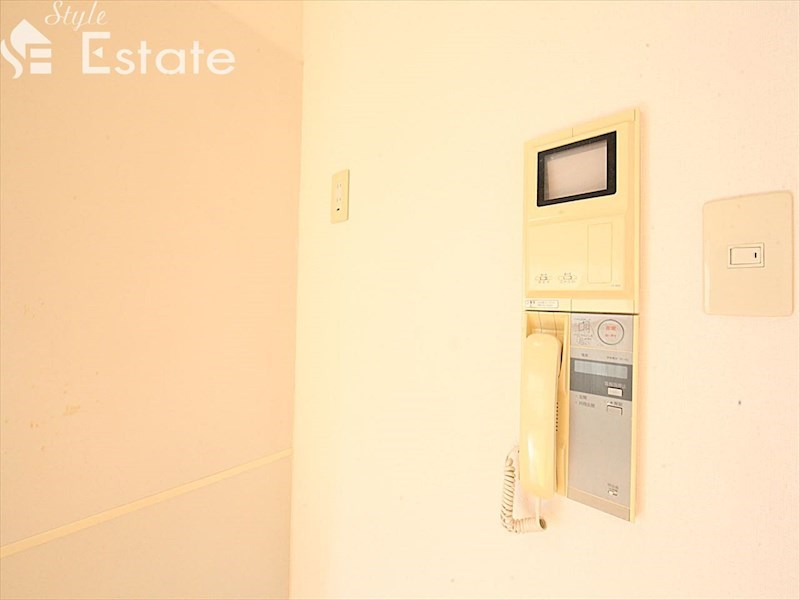 セキュリティ　モニター付きインターホン