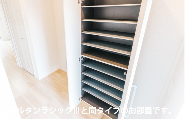 玄関　別室の参考写真です。※現況優先