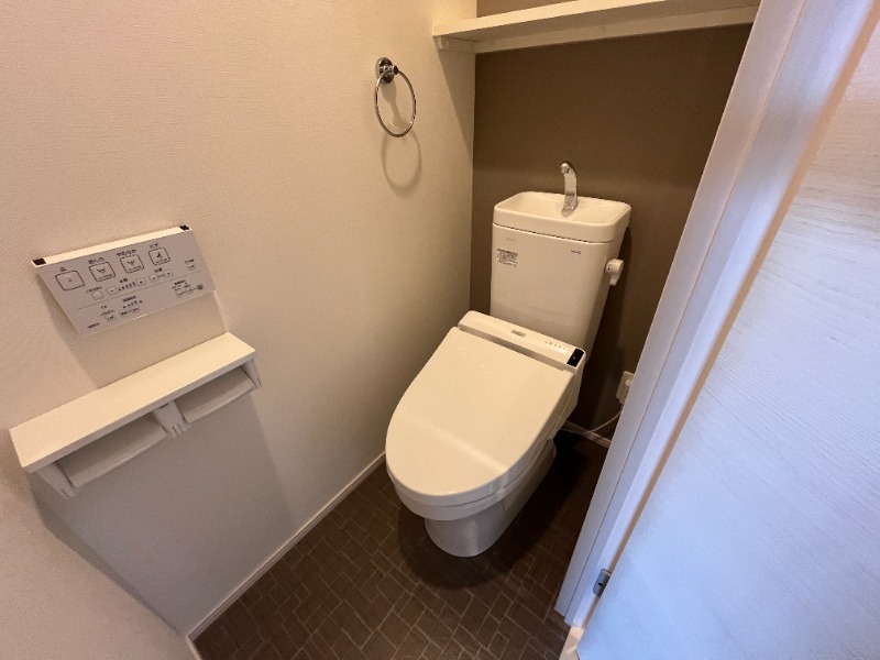 トイレ　別号室イメージ