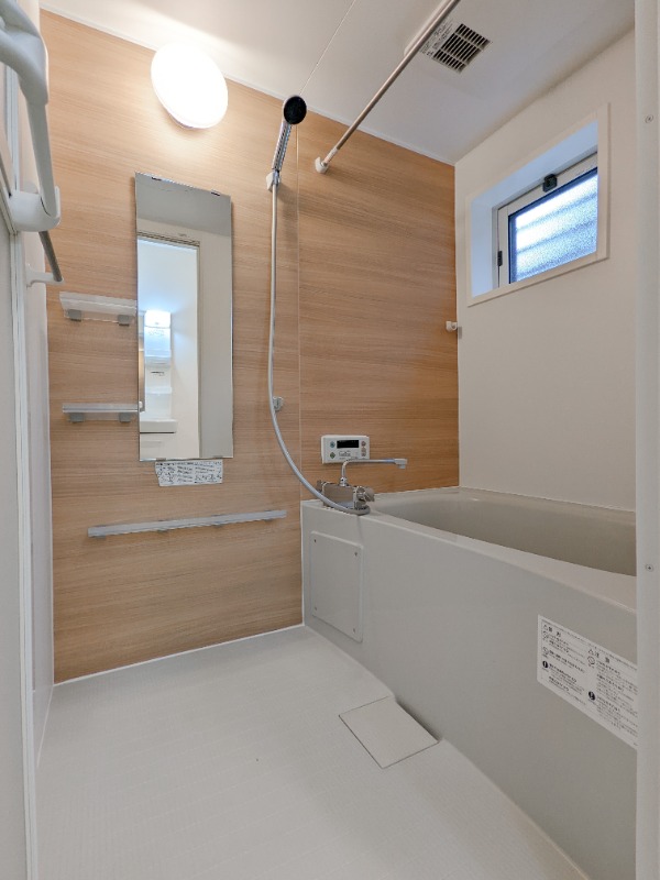 バス・シャワールーム　図面と現状に相違がある場合には現状を優先