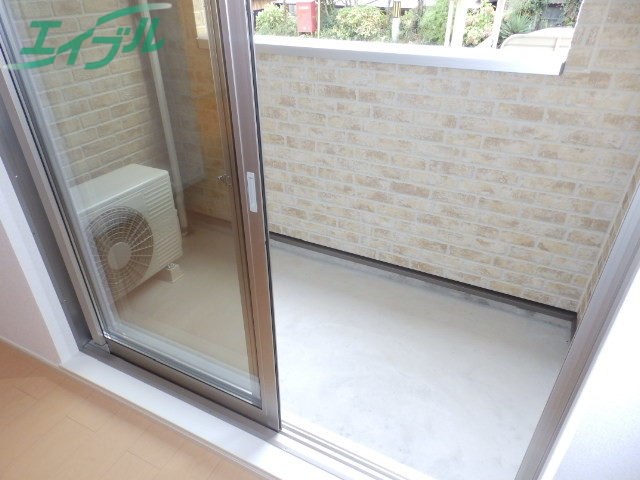 バルコニー　同型参考写真