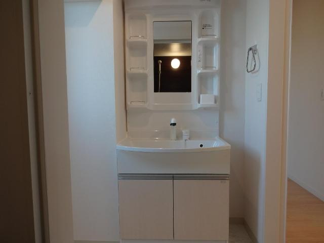 洗面設備　洗髪洗面化粧台