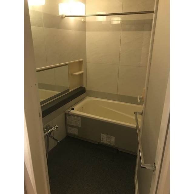 バス・シャワールーム　別部屋参考写真