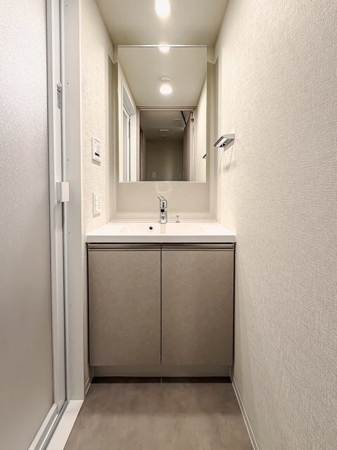 洗面設備　※写真は同タイプ住戸です。