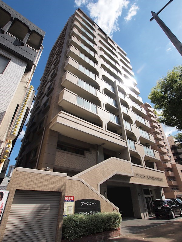 建物外観　交通の便の良いペットと暮らせるマンションです。