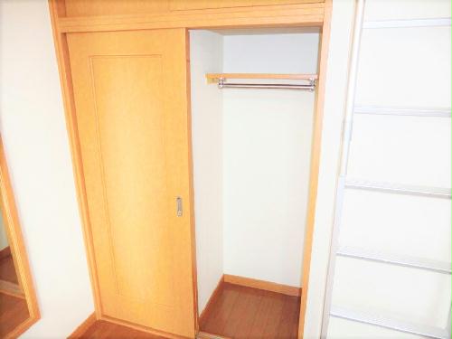 収納　同タイプ物件の為、形状や間取寸法、色調等が実際とは異なります