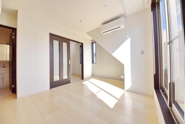 居室・リビング　お問合せはタウンハウジングまで！※現地待合わせ相談可能