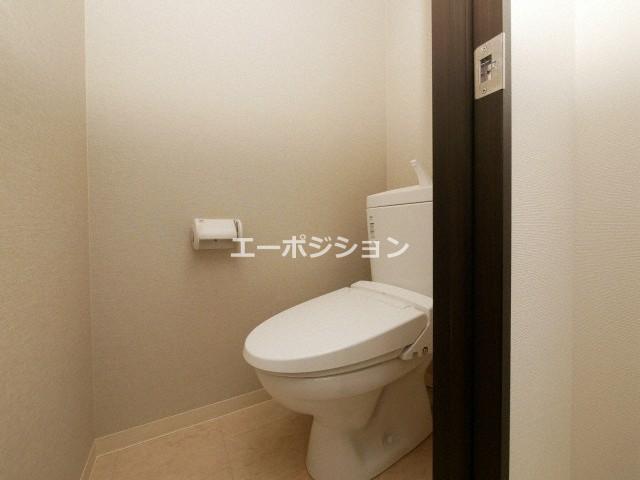 トイレ　ELLE難波WEST