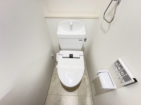 トイレ　※別部屋の写真です