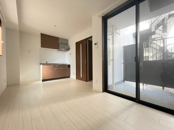 居室・リビング　※別部屋の写真です