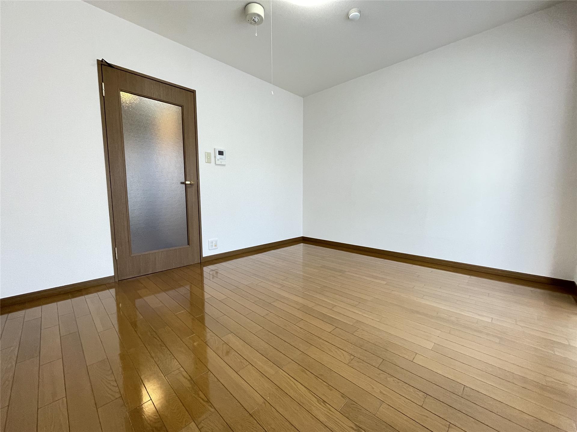 居室・リビング　7.5帖の洋室です