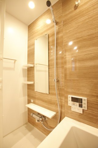 バス・シャワールーム　バス