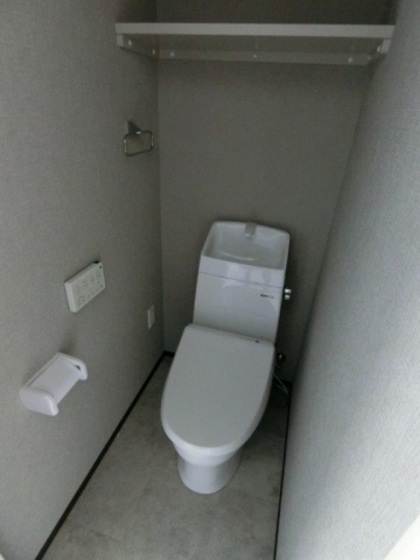 トイレ　※別部屋の写真です