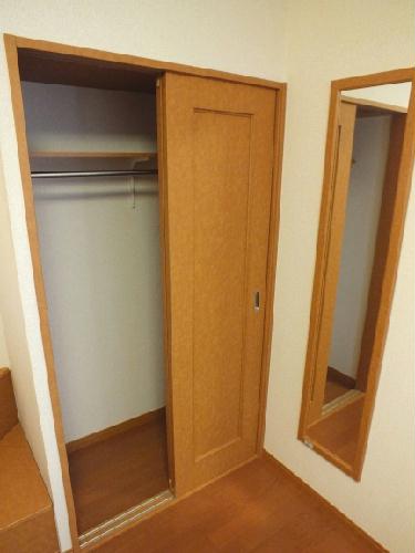 収納　クローゼット