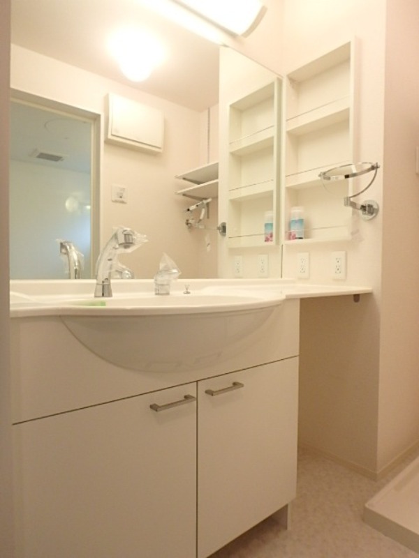 洗面設備　図面と現状に相違がある場合には現状を優先