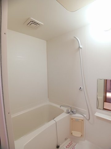 バス・シャワールーム　日々の疲れを癒すお風呂付です