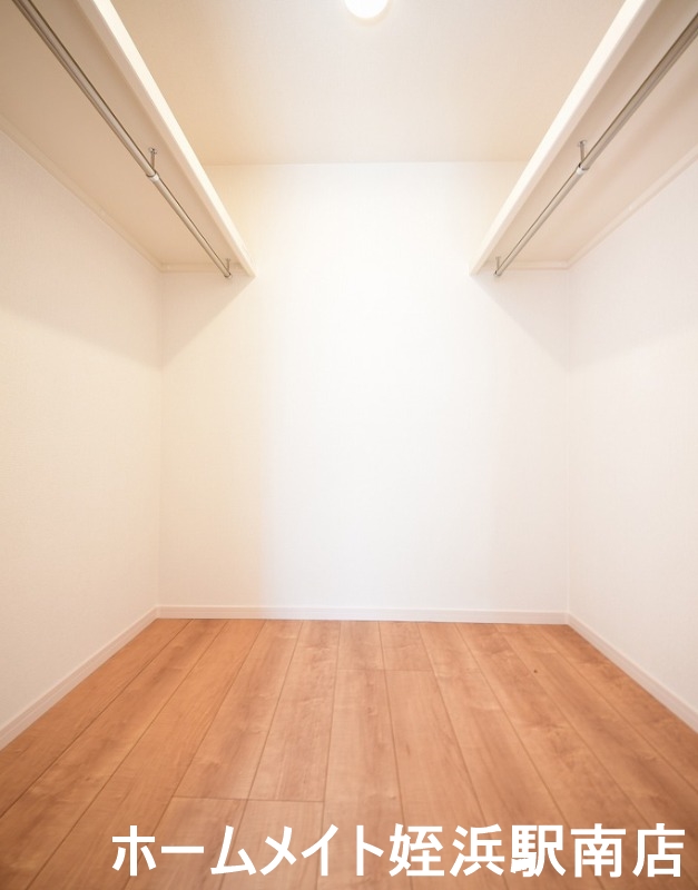 収納　★たっぷり収納ウォークインクローゼット付き★※別部屋参考写真