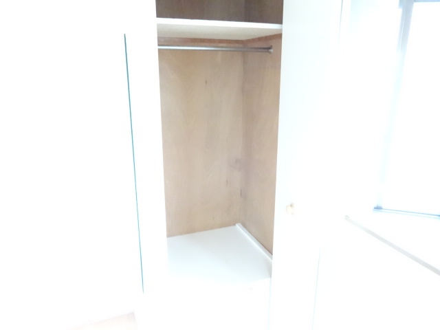 収納　同マンション別部屋写真