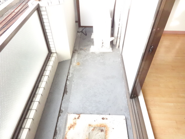 バルコニー　同マンション別部屋写真