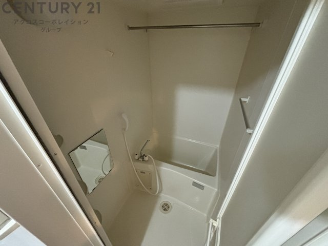 バス・シャワールーム　浴室乾燥機付きの浴室です！