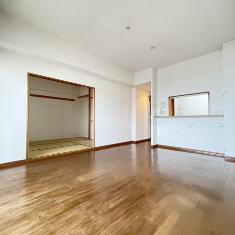 居室・リビング　同仕様タイプです