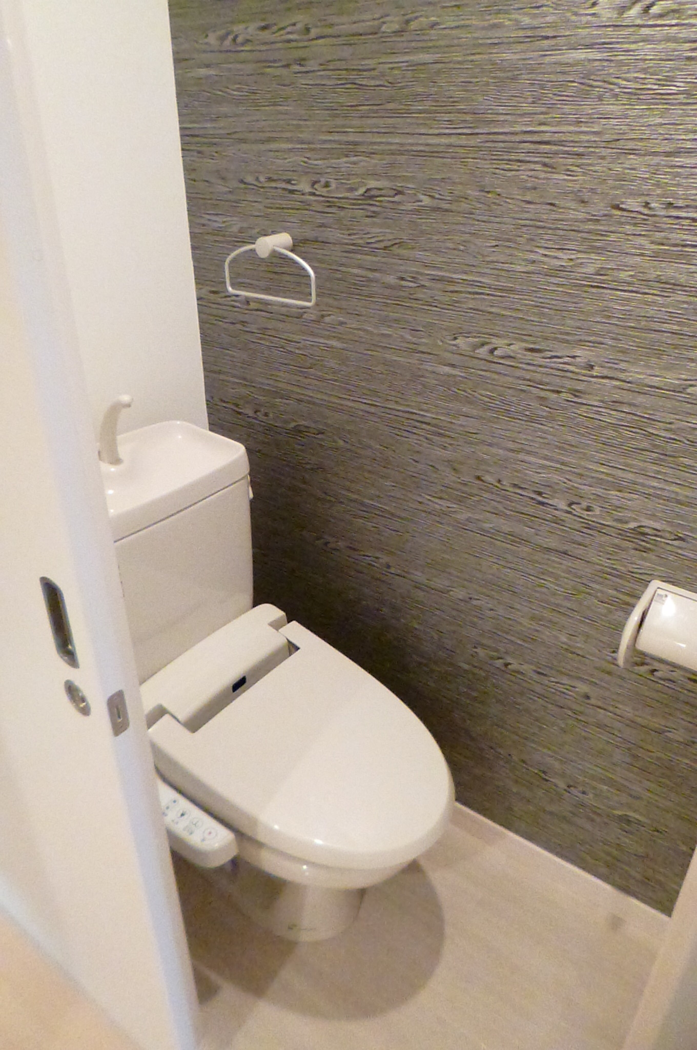 トイレ　ウォシュレット付トイレ