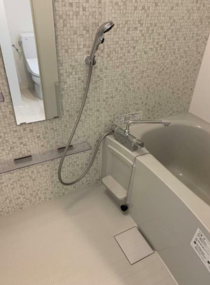 バス・シャワールーム　※別部屋の参考写真です。