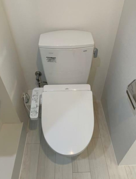 トイレ　※別部屋の参考写真です。