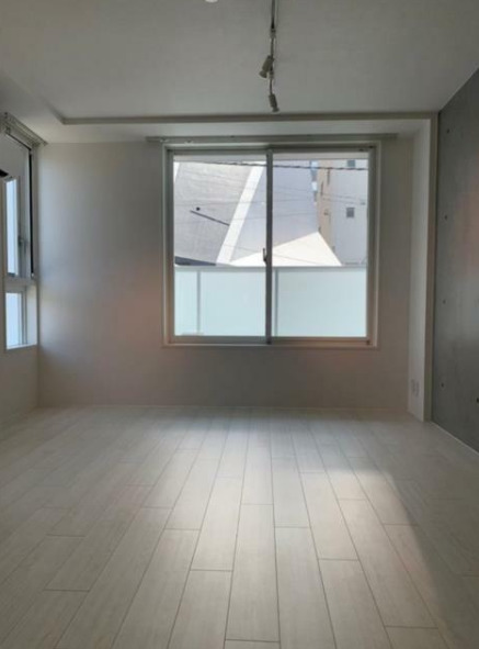 居室・リビング　※別部屋の参考写真です。