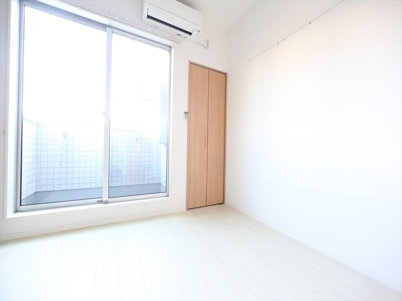 その他　洋室5.4帖　ロフト6.4帖（収納にも寝室にも使えます）