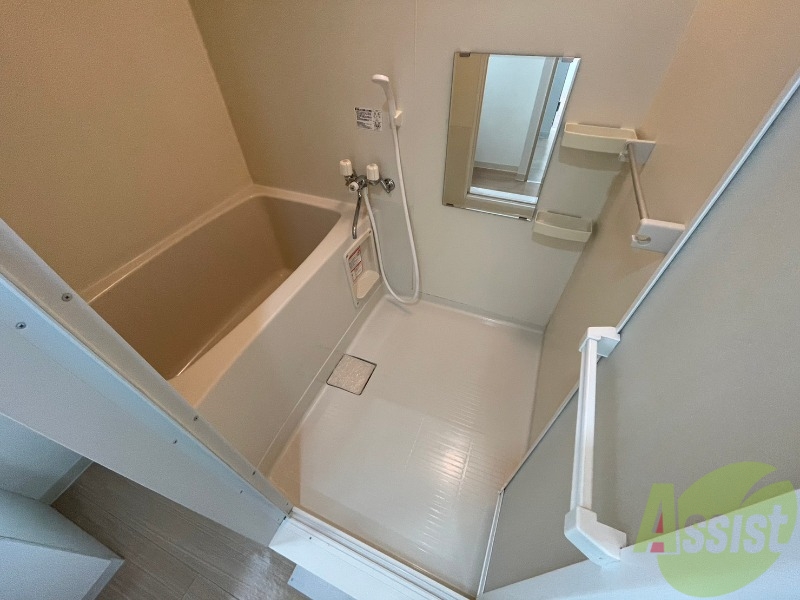 バス・シャワールーム　お風呂です。ゆっくりお風呂につかるのも体に良いですね～