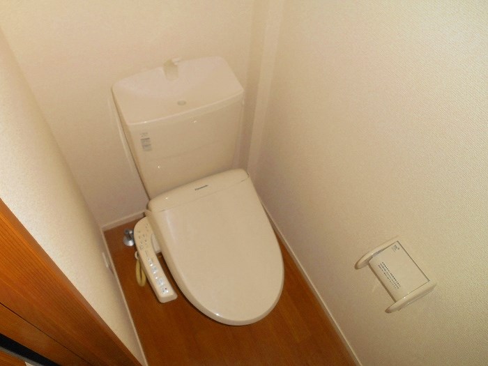 トイレ　同物件別部屋参考写真です