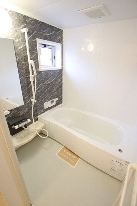 バス・シャワールーム　バス（A101）