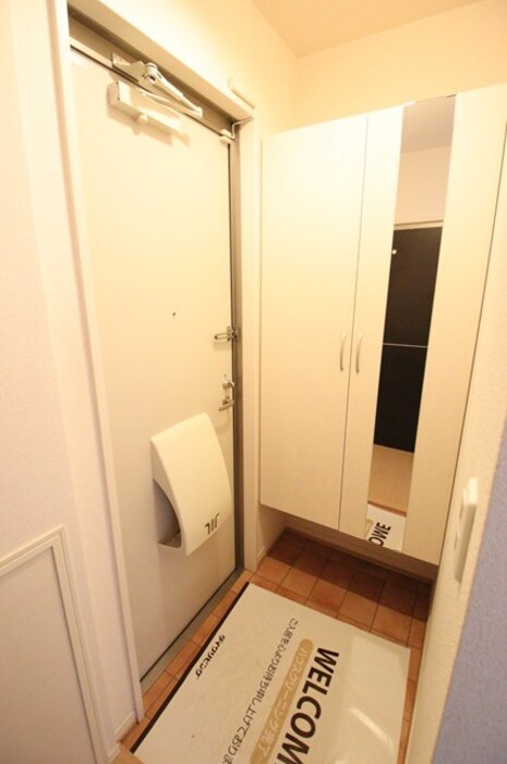 玄関　玄関（A101）