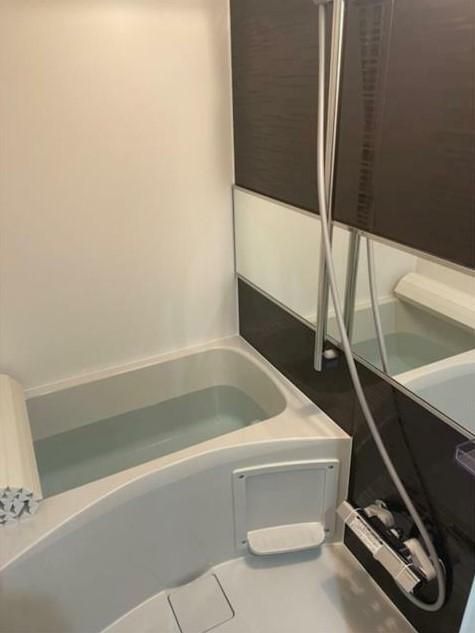 バス・シャワールーム　別部屋参考写真