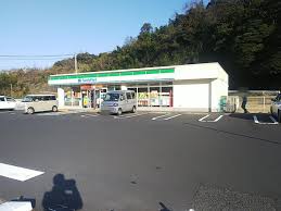 コンビニ　ファミリーマート　松江乃白店（コンビニ）まで1782m