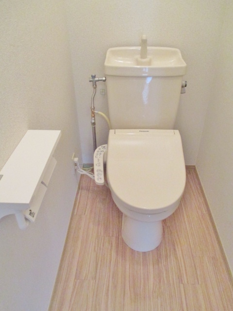 トイレ　洗浄機能付きトイレ