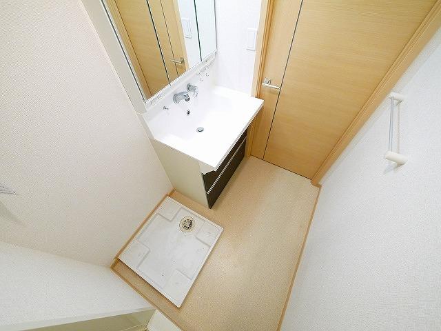 洗面設備　広い洗面スペース