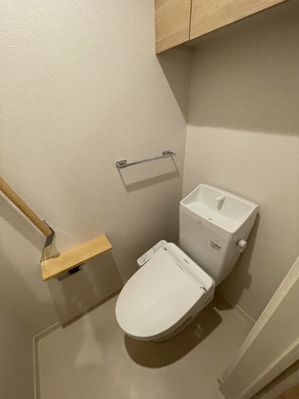 トイレ　※別部屋の写真です