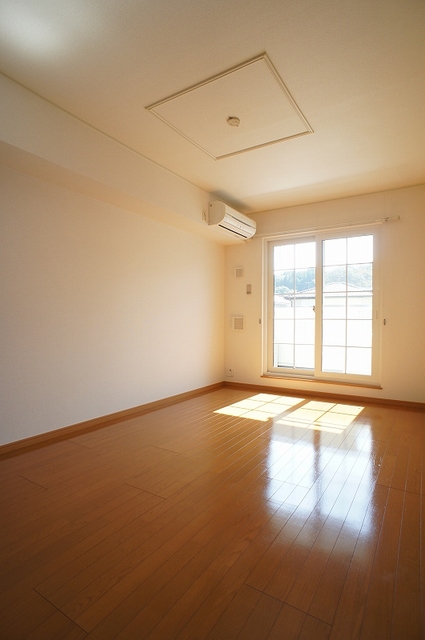 居室・リビング　リビング日当りバッチリが写真でわかりますね☆