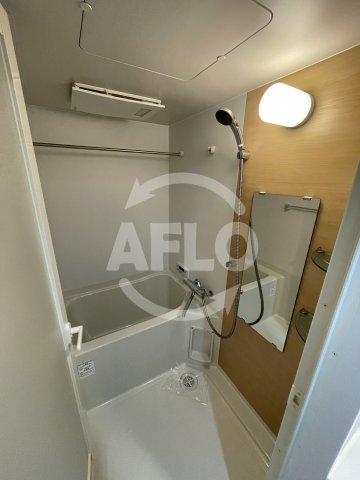 バス・シャワールーム　ハビテ靭センターコート　浴室