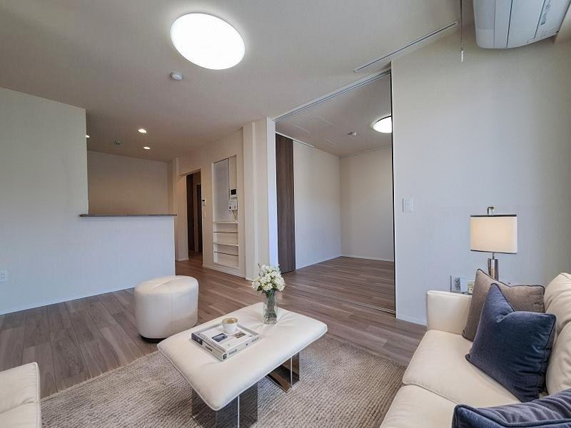 居室・リビング　CG家具のため実際は家具が付きません