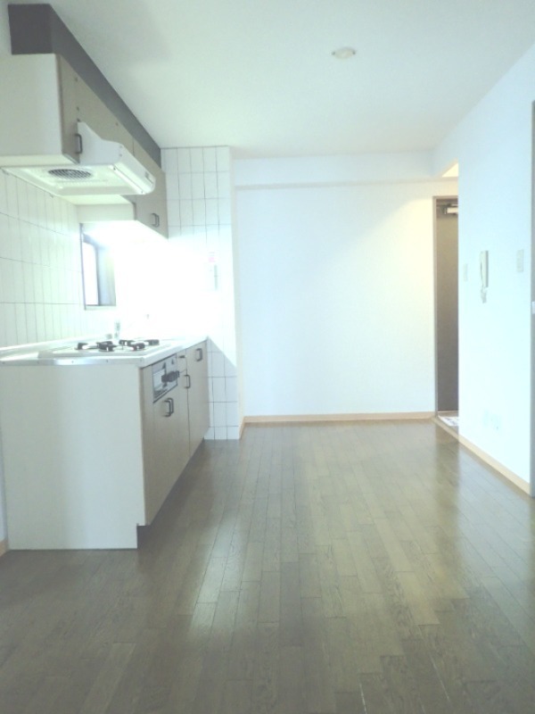 居室・リビング　使いやすい形の為、レイアウトを楽しめます♪