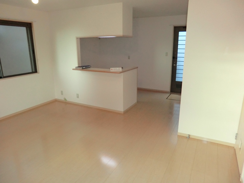 居室・リビング　16帖のLDKです♪