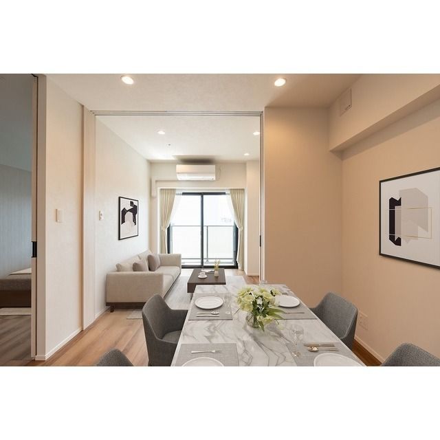 居室・リビング　家具・調度品等はCG 加工です。実際の賃貸住居 には含まれま