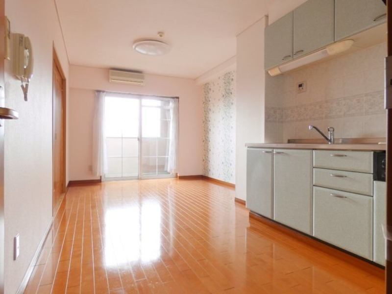 居室・リビング　図面と現状に相違がある場合には現状を優先