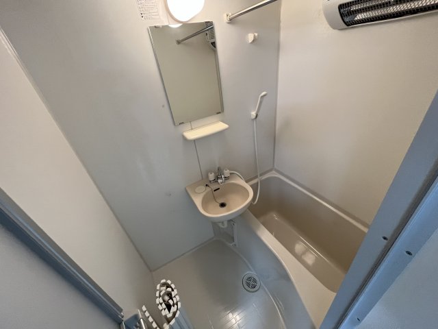 バス・シャワールーム　きれいなお風呂です