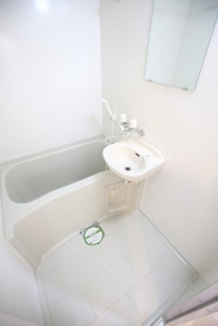 バス・シャワールーム　バス