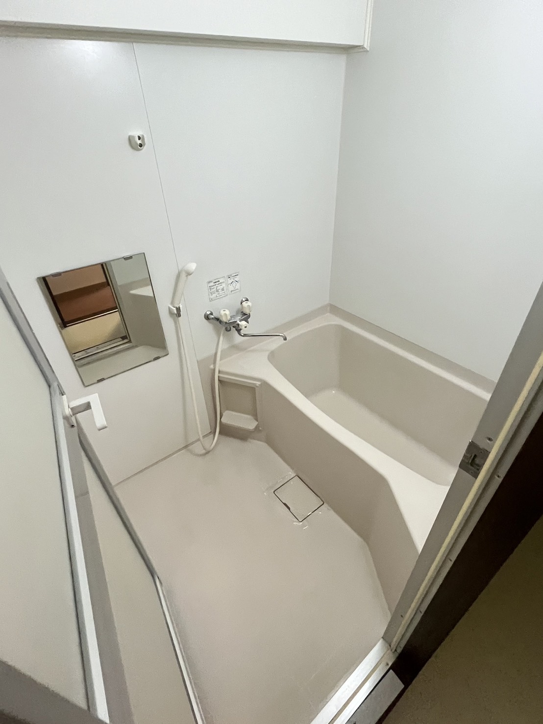 バス・シャワールーム　他号室