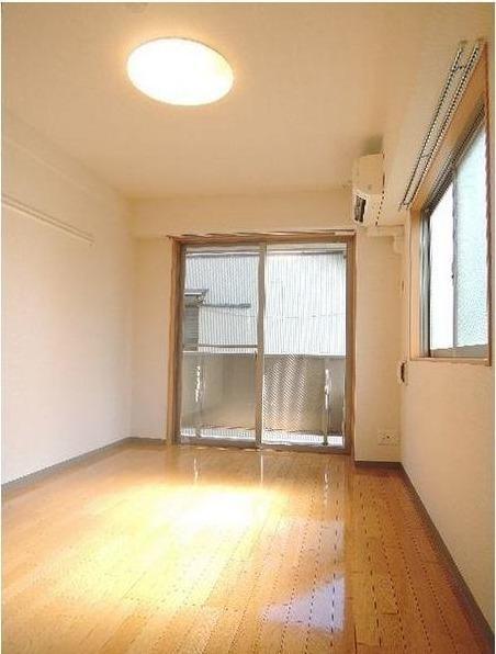 居室・リビング　別部屋の参考写真です。現況有姿